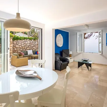 Mediterranean Summer House Vila Hvar Town