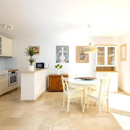 Βίλα Mediterranean Summer House