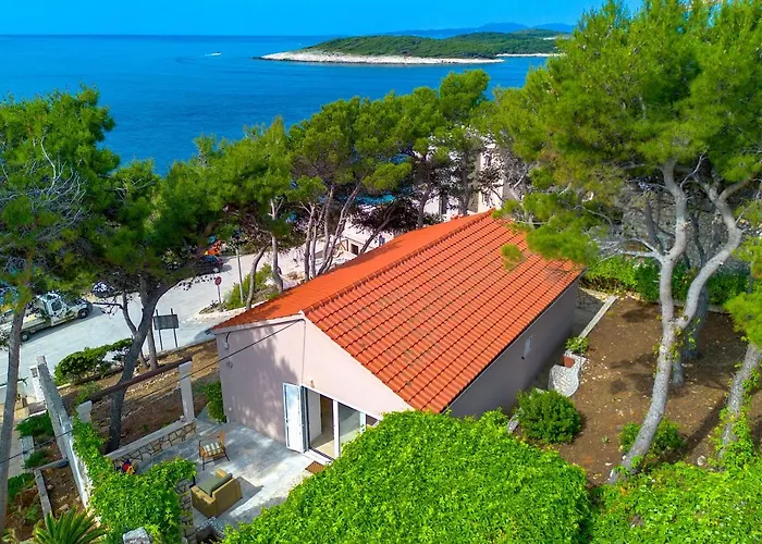 Mediterranean Summer House Villa *